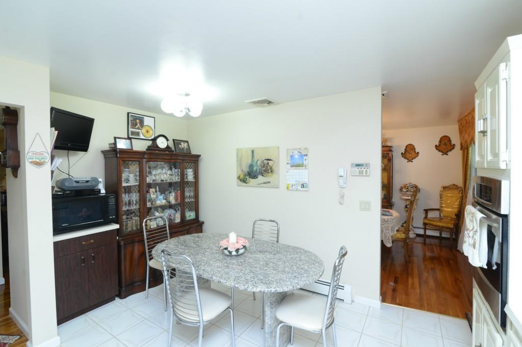 570 Manville Road, Pleasantville, New York image 6