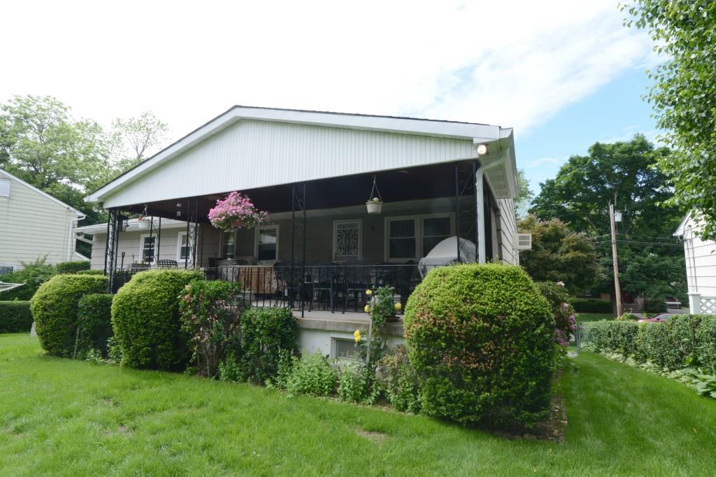 570 Manville Road, Pleasantville, New York image 25