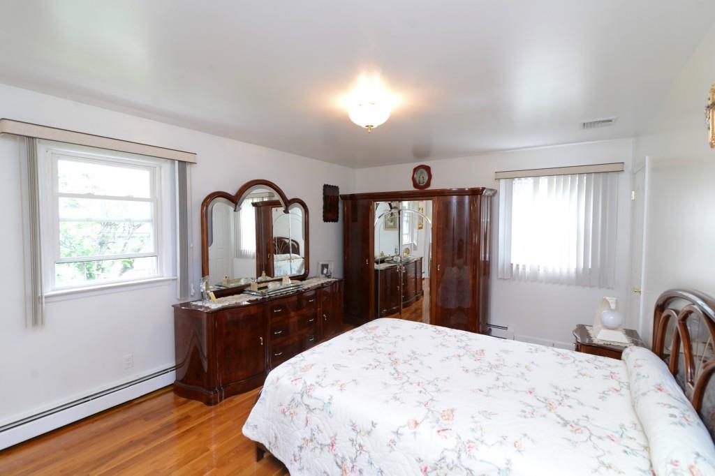 570 Manville Road, Pleasantville, New York image 12