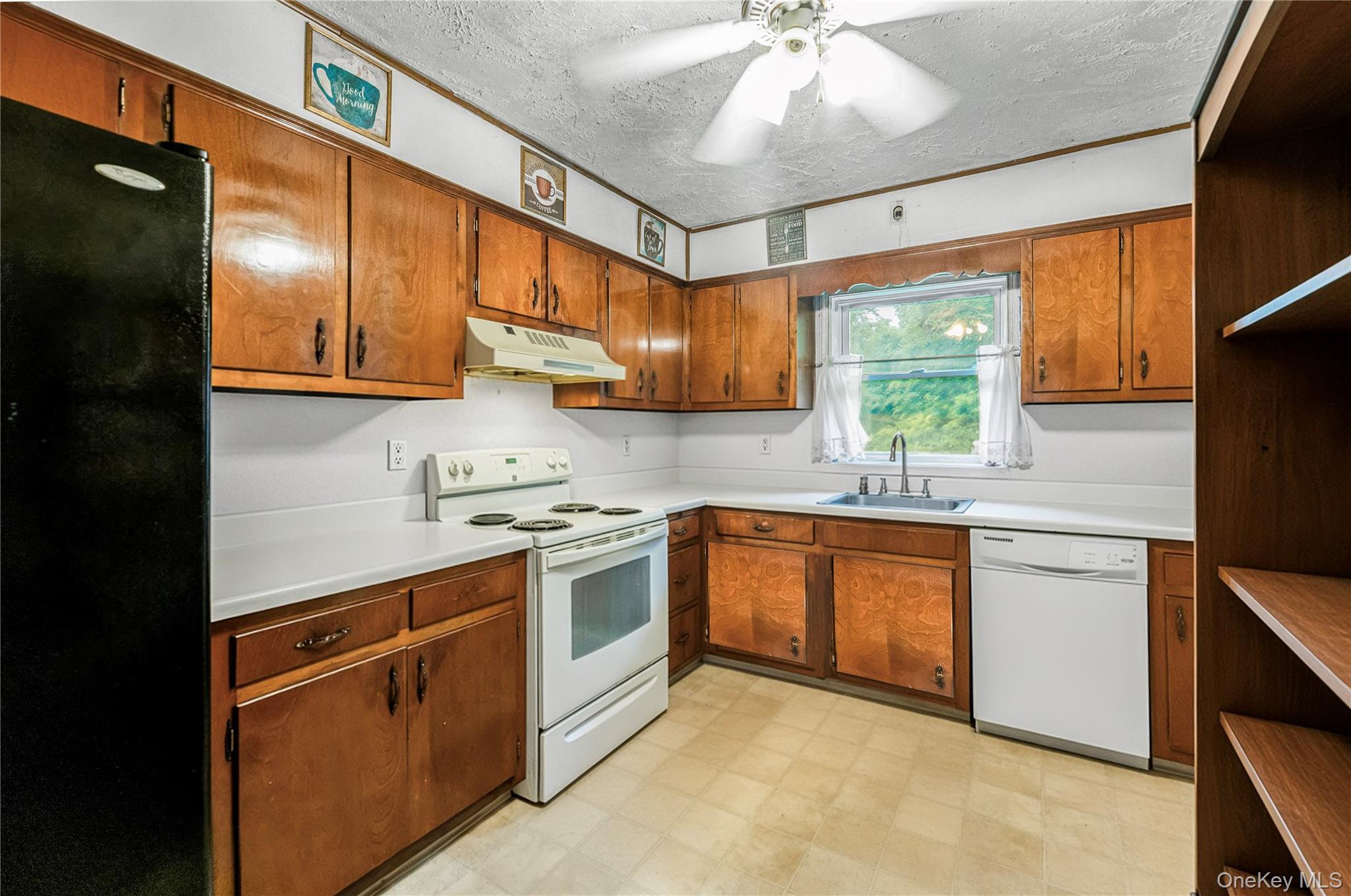 164 Brookside Farms Road