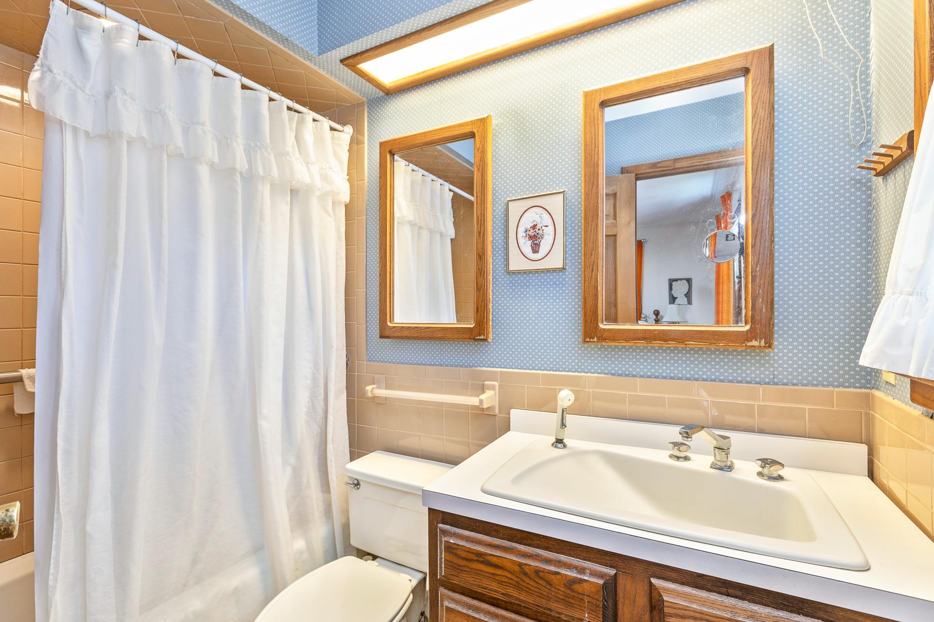 8 Parkside Avenue, Miller Place, New York image 21