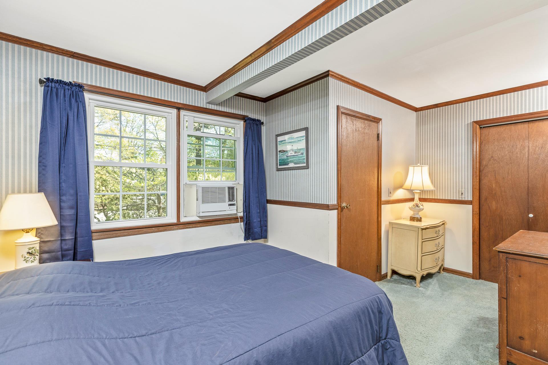 8 Parkside Avenue, Miller Place, New York image 16