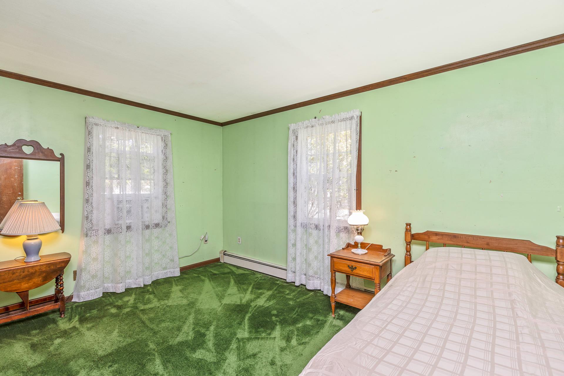 8 Parkside Avenue, Miller Place, New York image 17