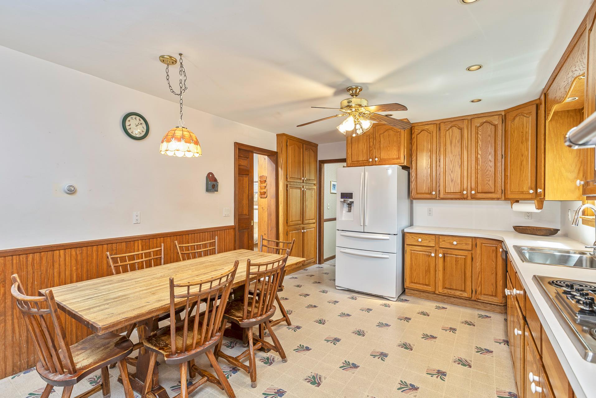 8 Parkside Avenue, Miller Place, New York image 7
