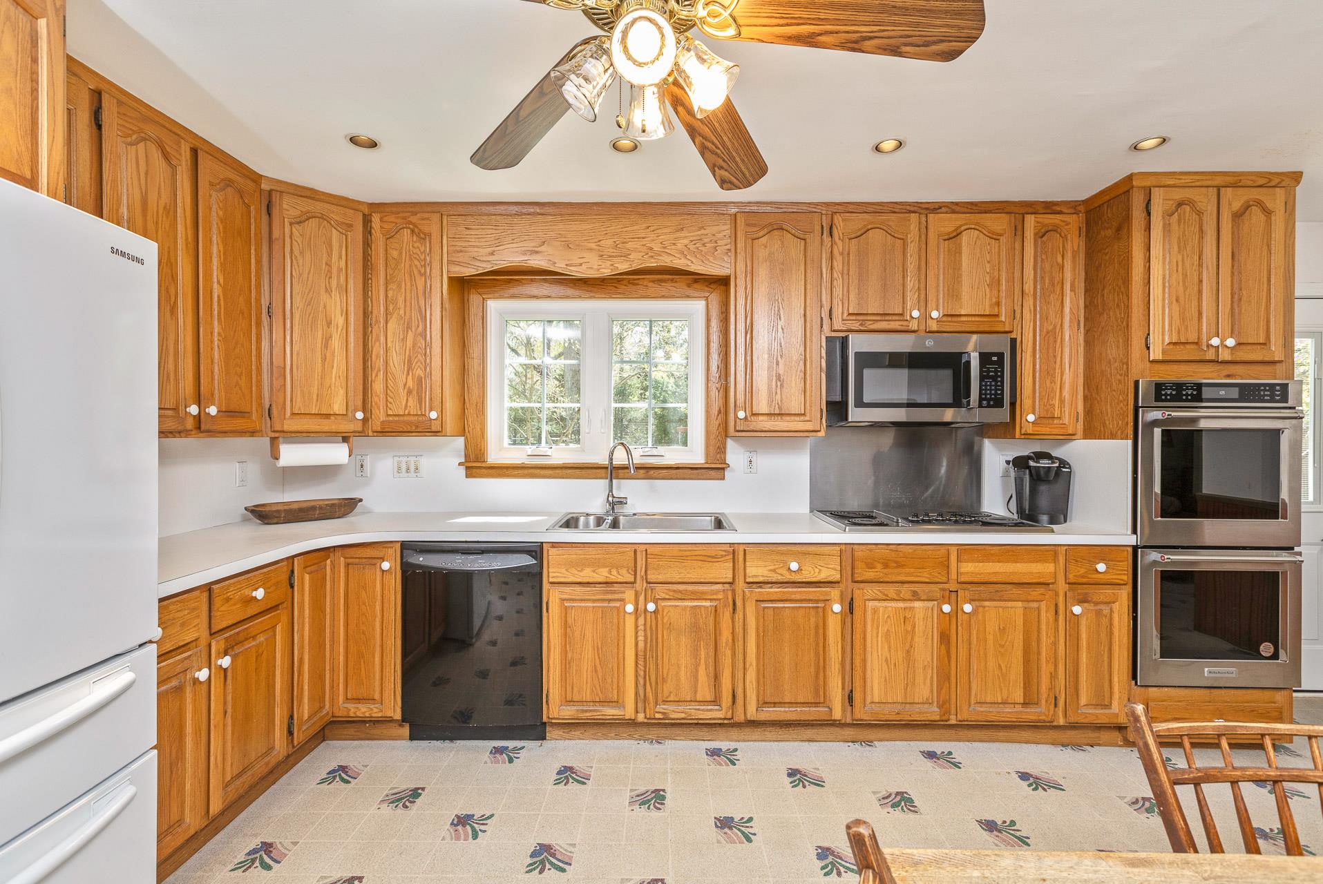8 Parkside Avenue, Miller Place, New York image 8
