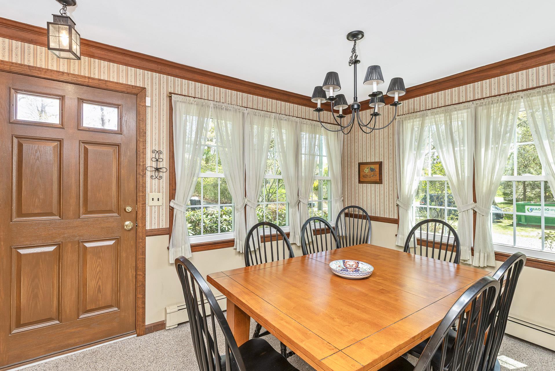 8 Parkside Avenue, Miller Place, New York image 3