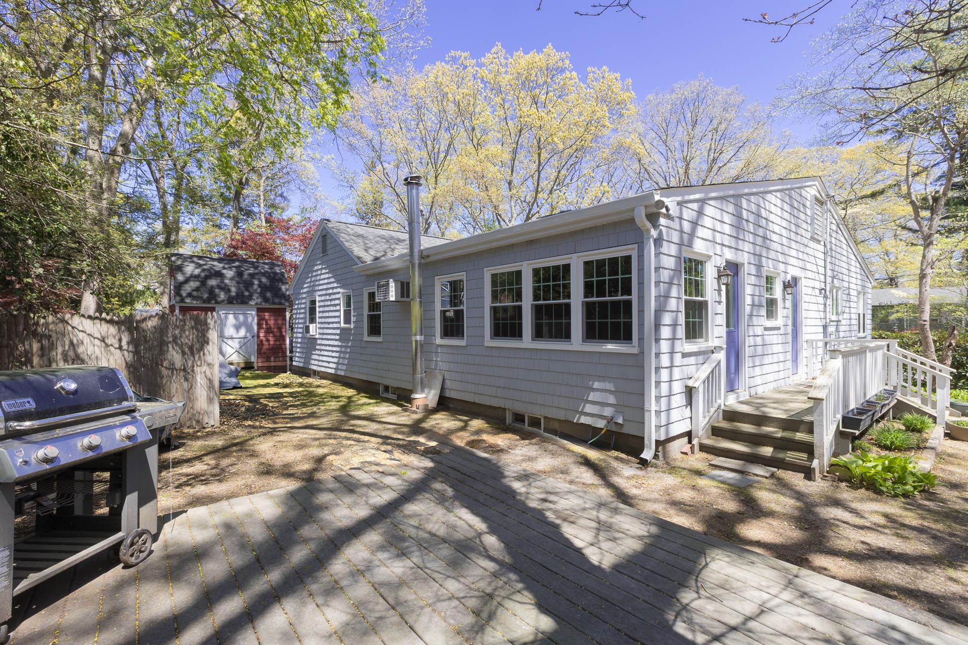 8 Parkside Avenue, Miller Place, New York image 28