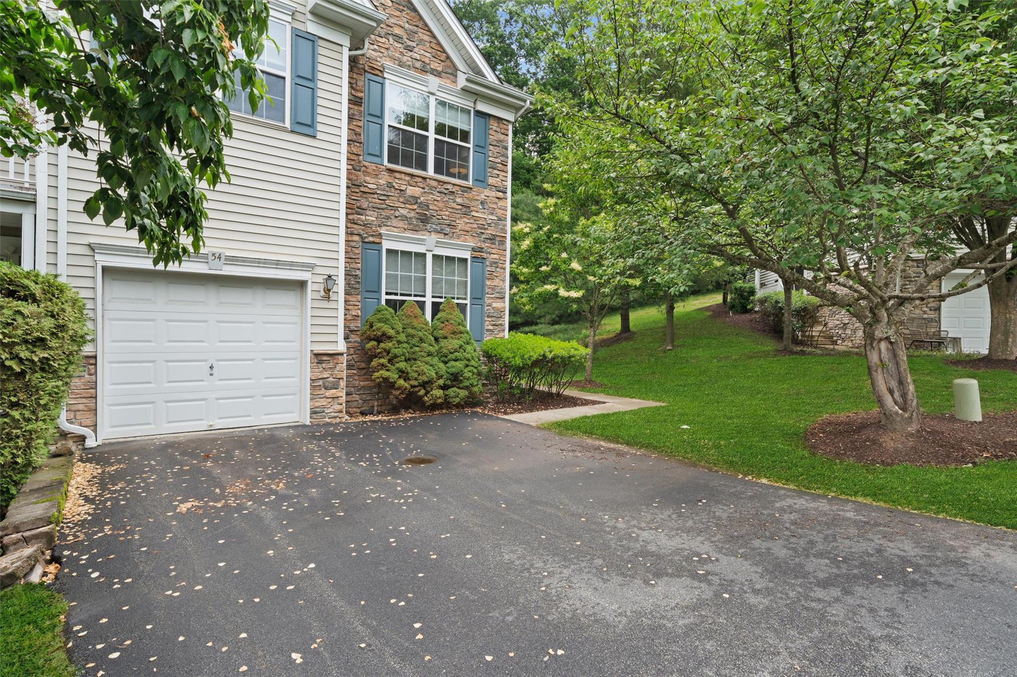 54 Barr Lane