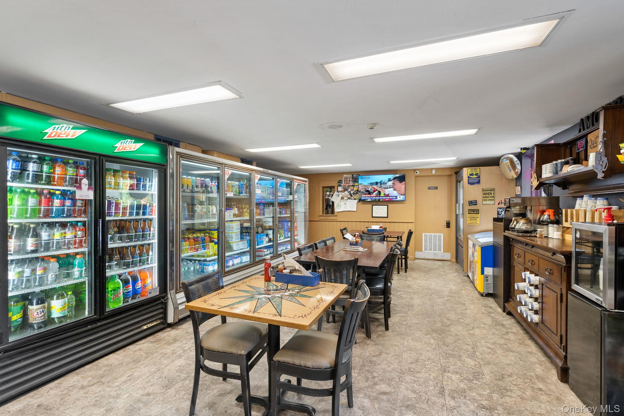 1218 Burlingham Road