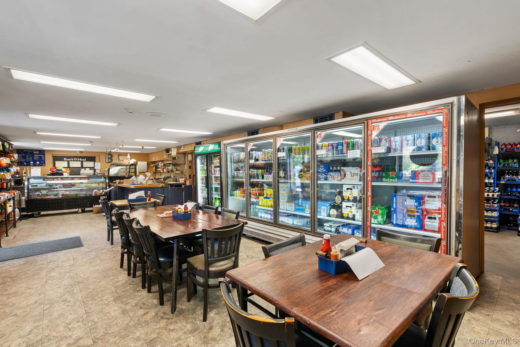 1218 Burlingham Road