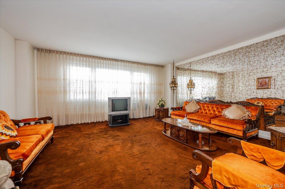 276 Brinsmade Avenue