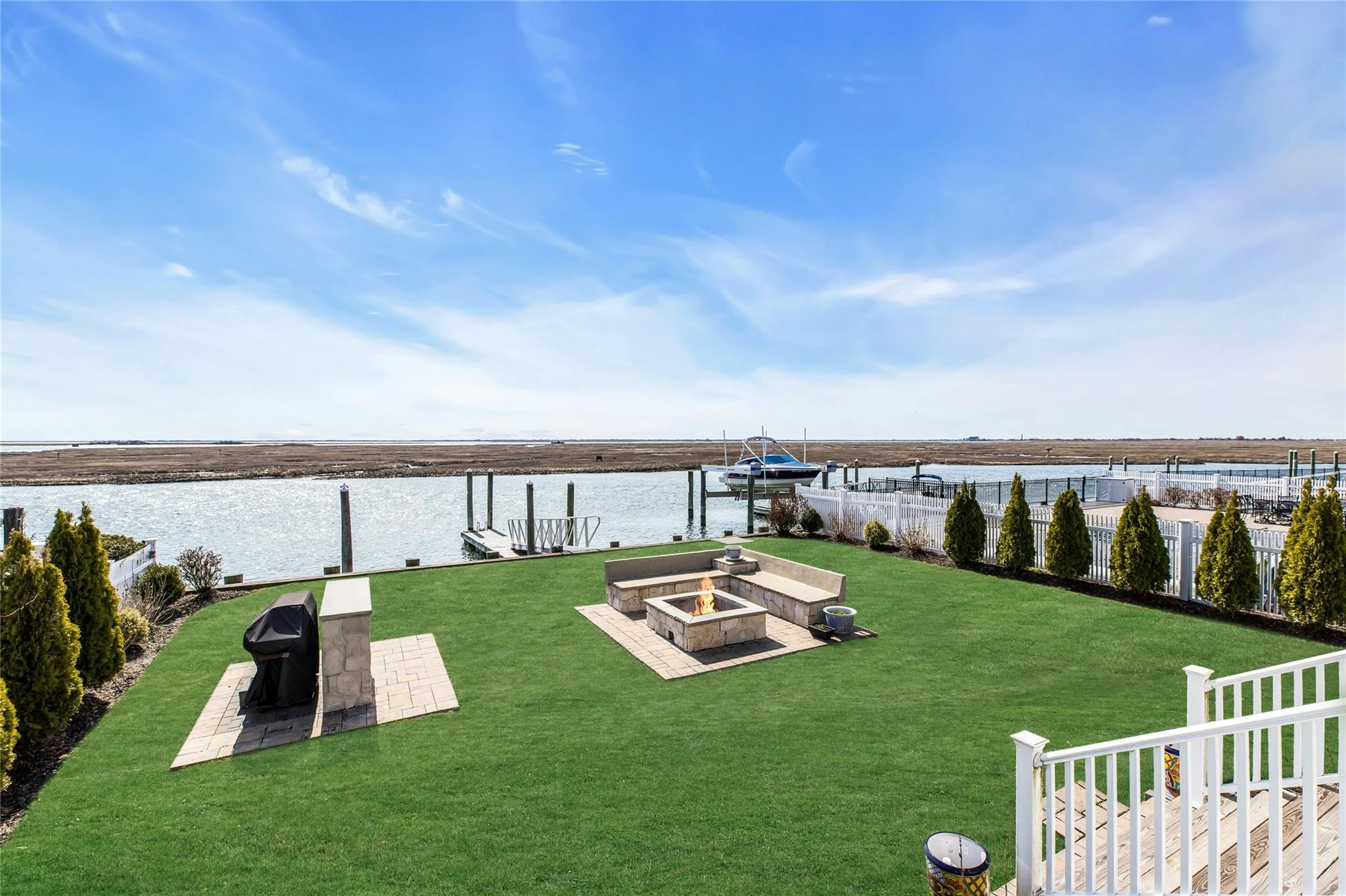 3692 Ocean Avenue, Seaford, New York image 31