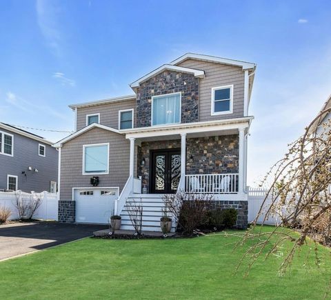 3692 Ocean Avenue Seaford NY 11783