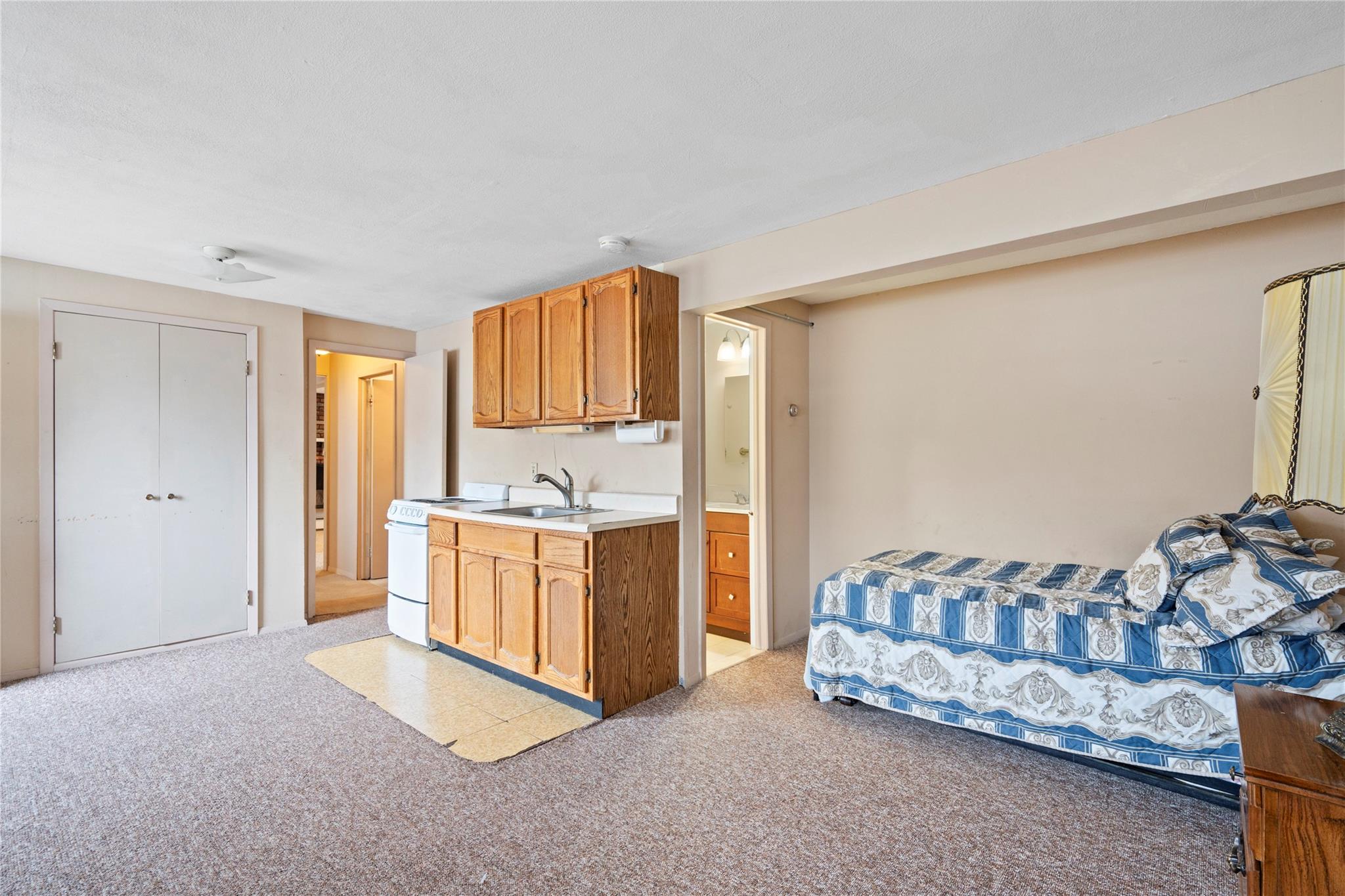 144 N Jefferson Avenue, Lindenhurst, New York image 35