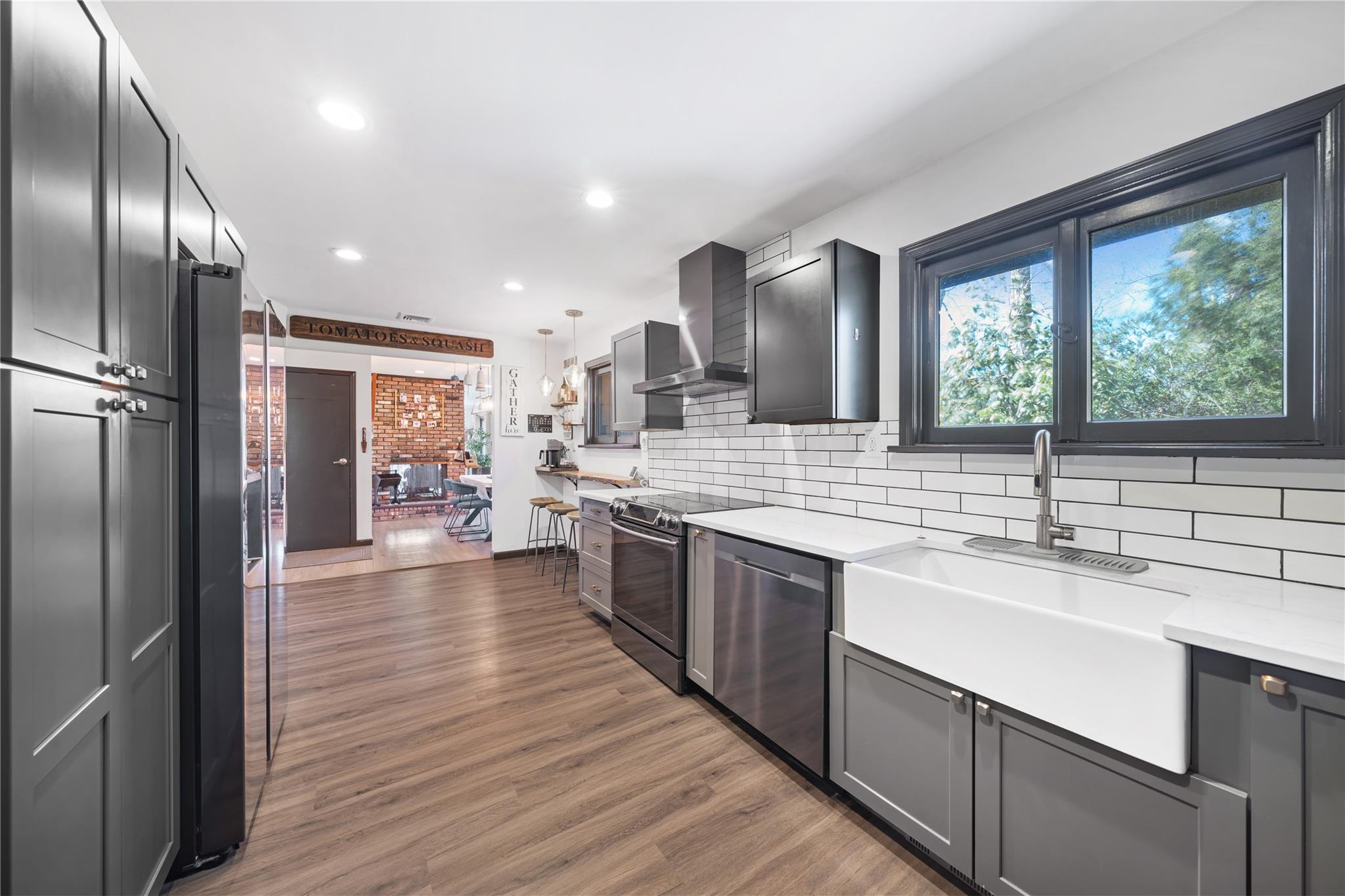 26 Lotowana Lane, Stony Brook, New York image 24