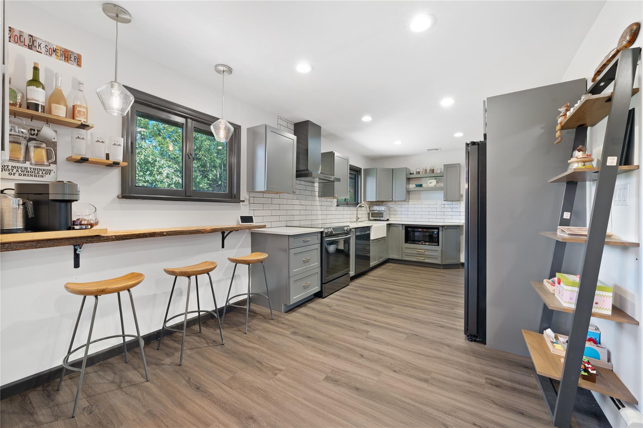 26 Lotowana Lane, Stony Brook, New York image 19