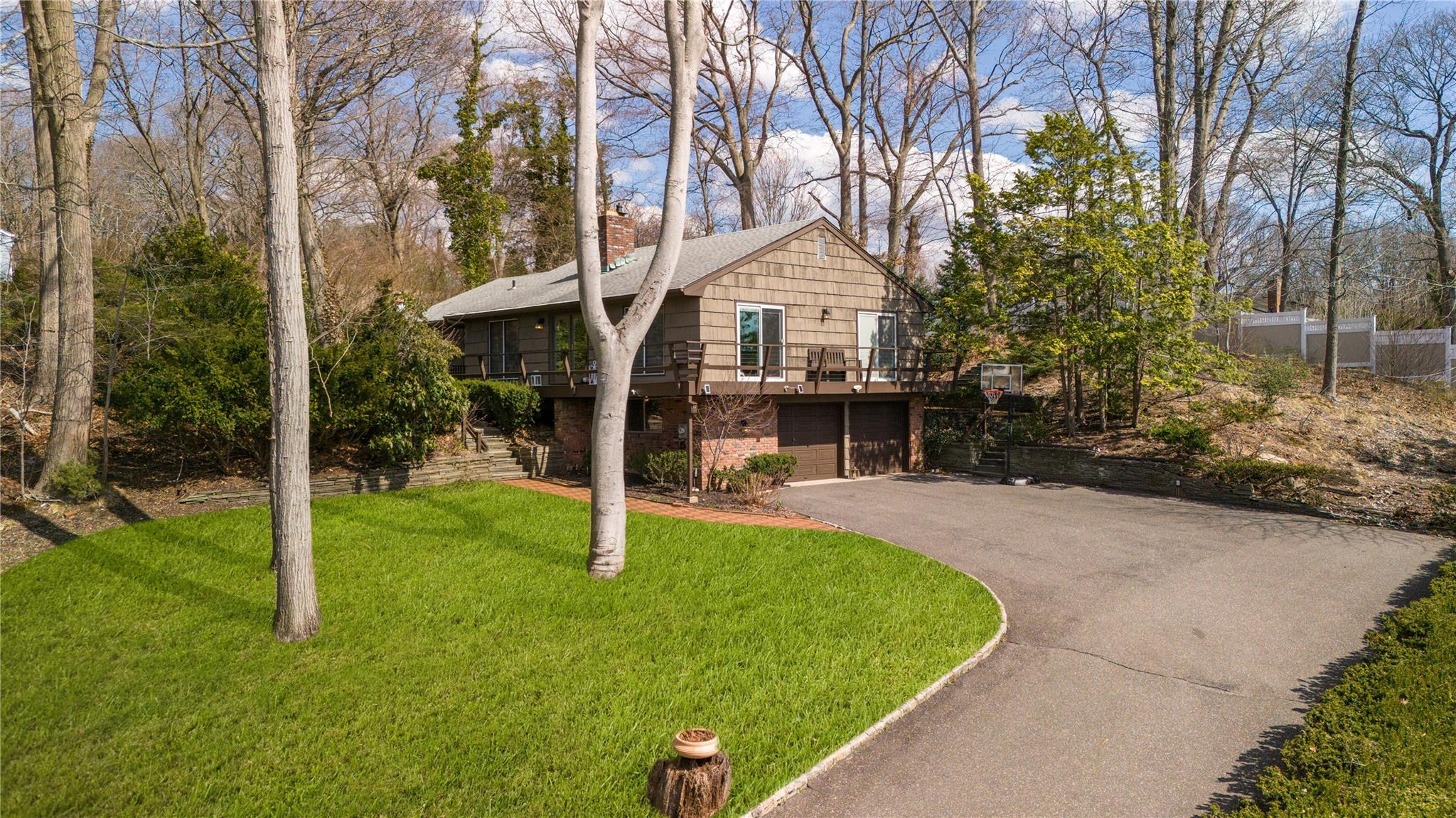 26 Lotowana Lane, Stony Brook, New York image 6