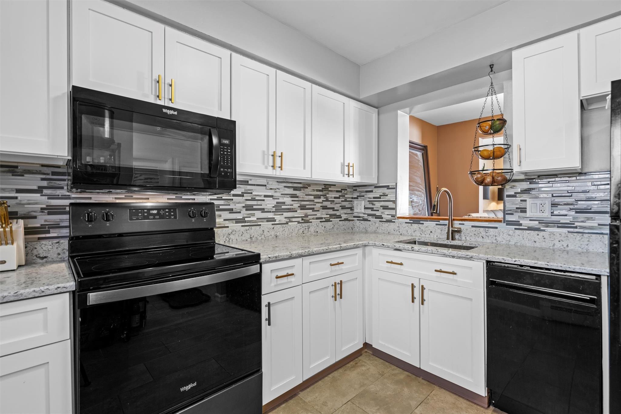 405 Watts Lane, Maybrook, New York image 2