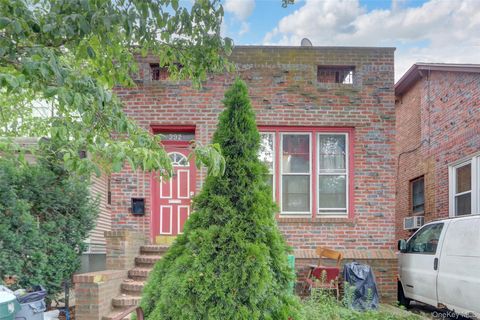 Homes For Sale - 392 E 7th Street<br/> Brooklyn, NY 11218