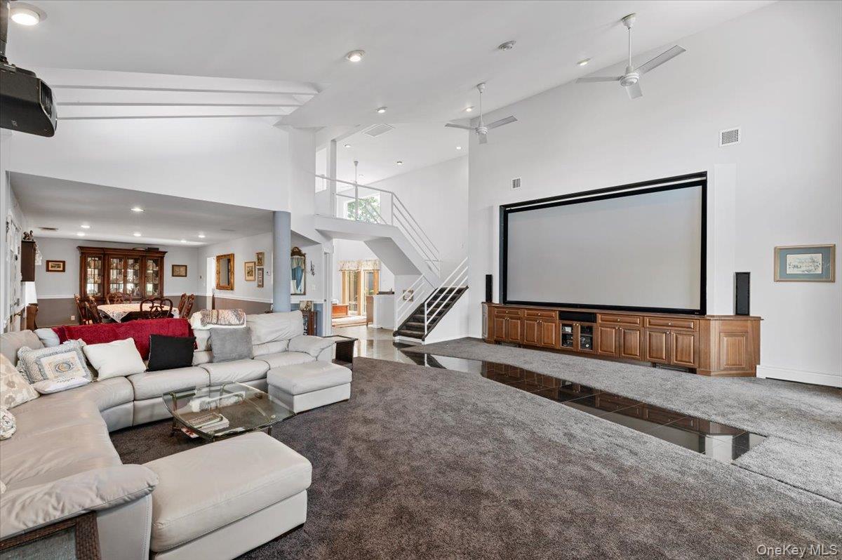2 Fairfax Road