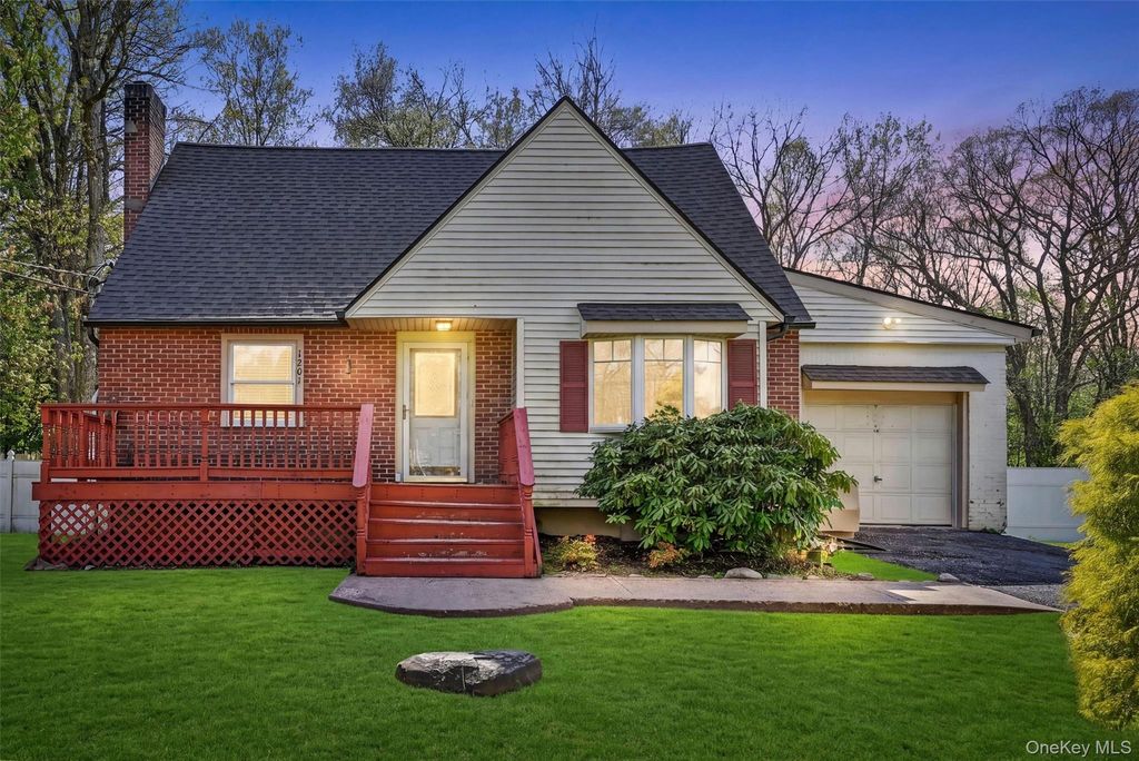 Photo of 1201 Union Avenue, Newburgh, NY 12550 (MLS # 986735)