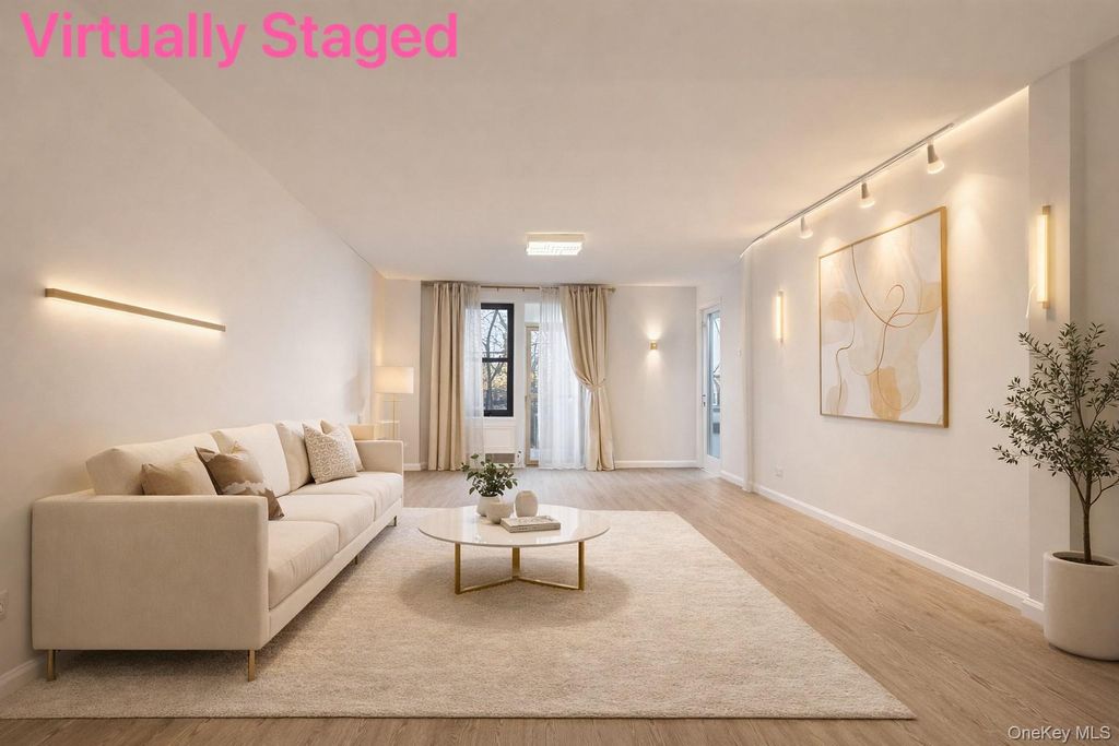 Photo of 14105 Northern Blvd #7G, Flushing, NY 11354 (MLS # 951998)