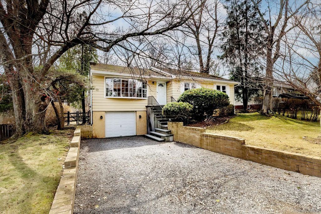 Photo of 67 Duell Road, White Plains, NY 10603 (MLS # 974686)