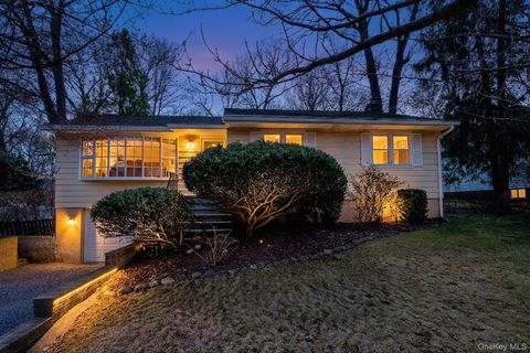 Homes For Sale - 67 Duell Road<br/> White Plains, NY 10603