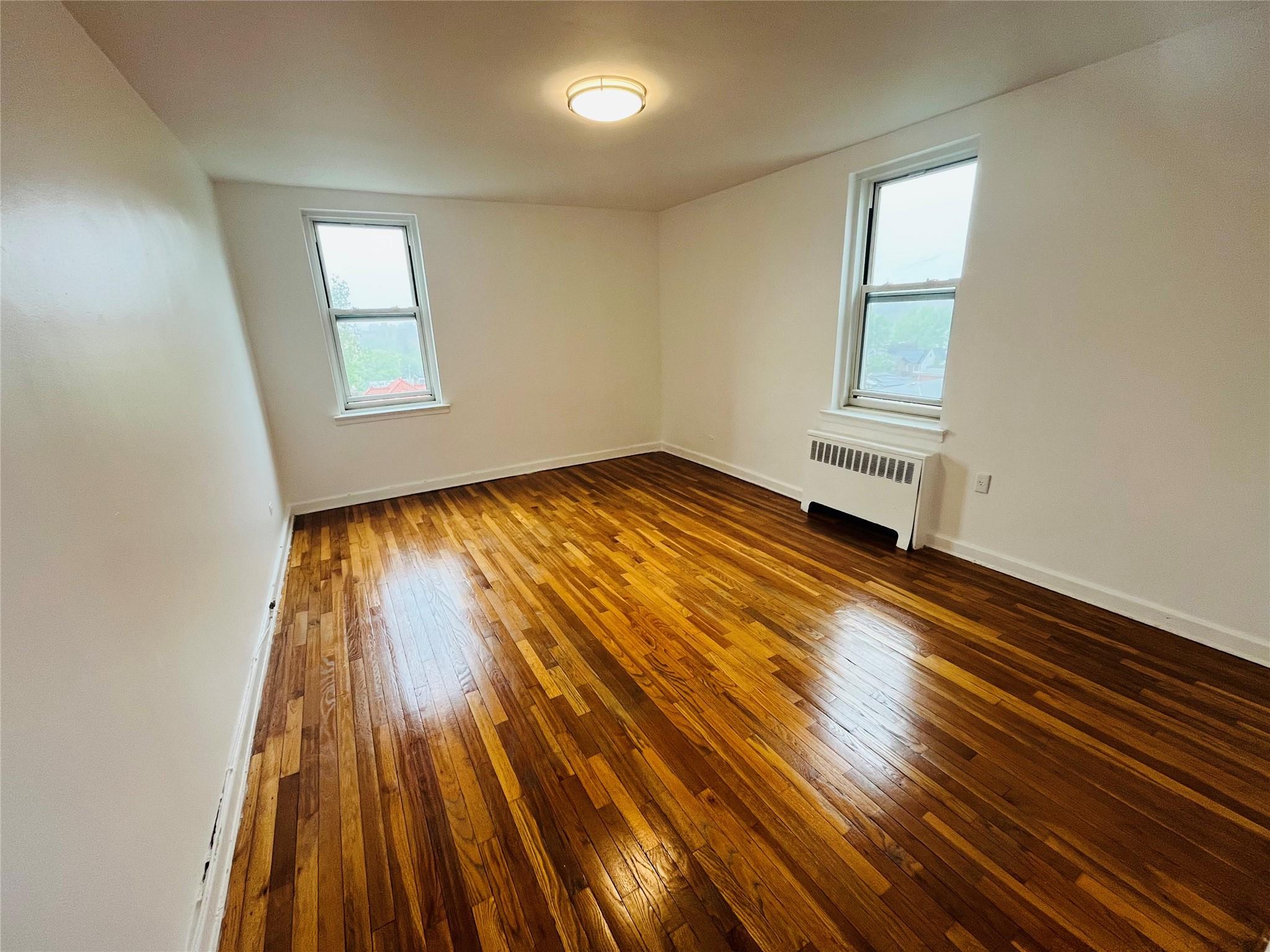 30-11 Parsons Boulevard #6 R, Flushing, New York image 5