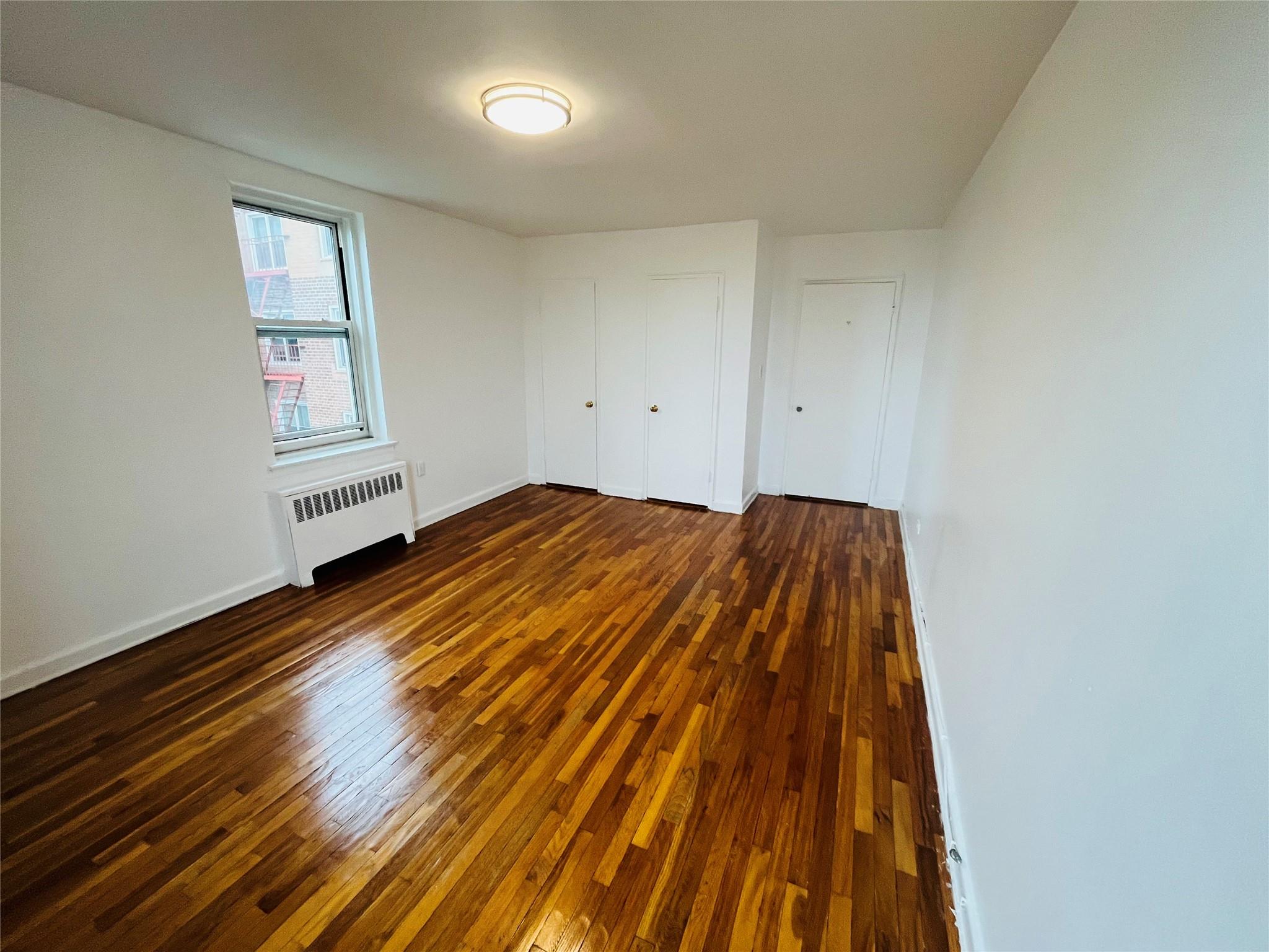 30-11 Parsons Boulevard #6 R, Flushing, New York image 6