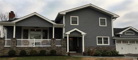 113 Harborview Drive Massapequa NY 11758