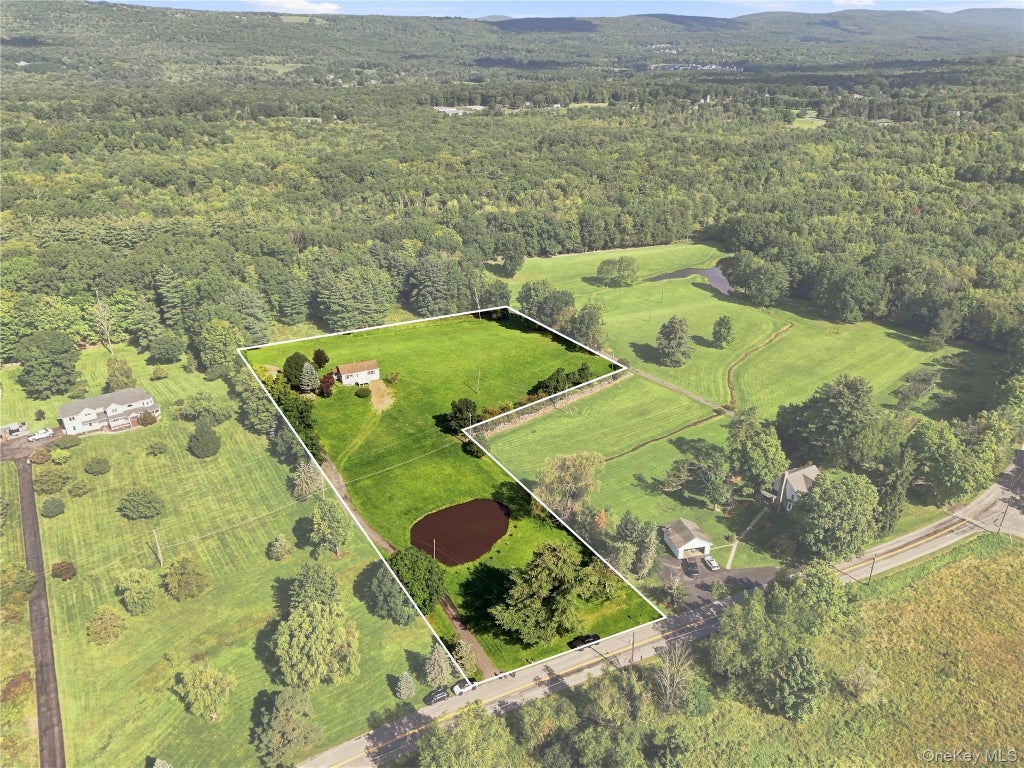 Photo of 243 Howells Turnpike, Middletown, NY 10940 (MLS # 1046716)
