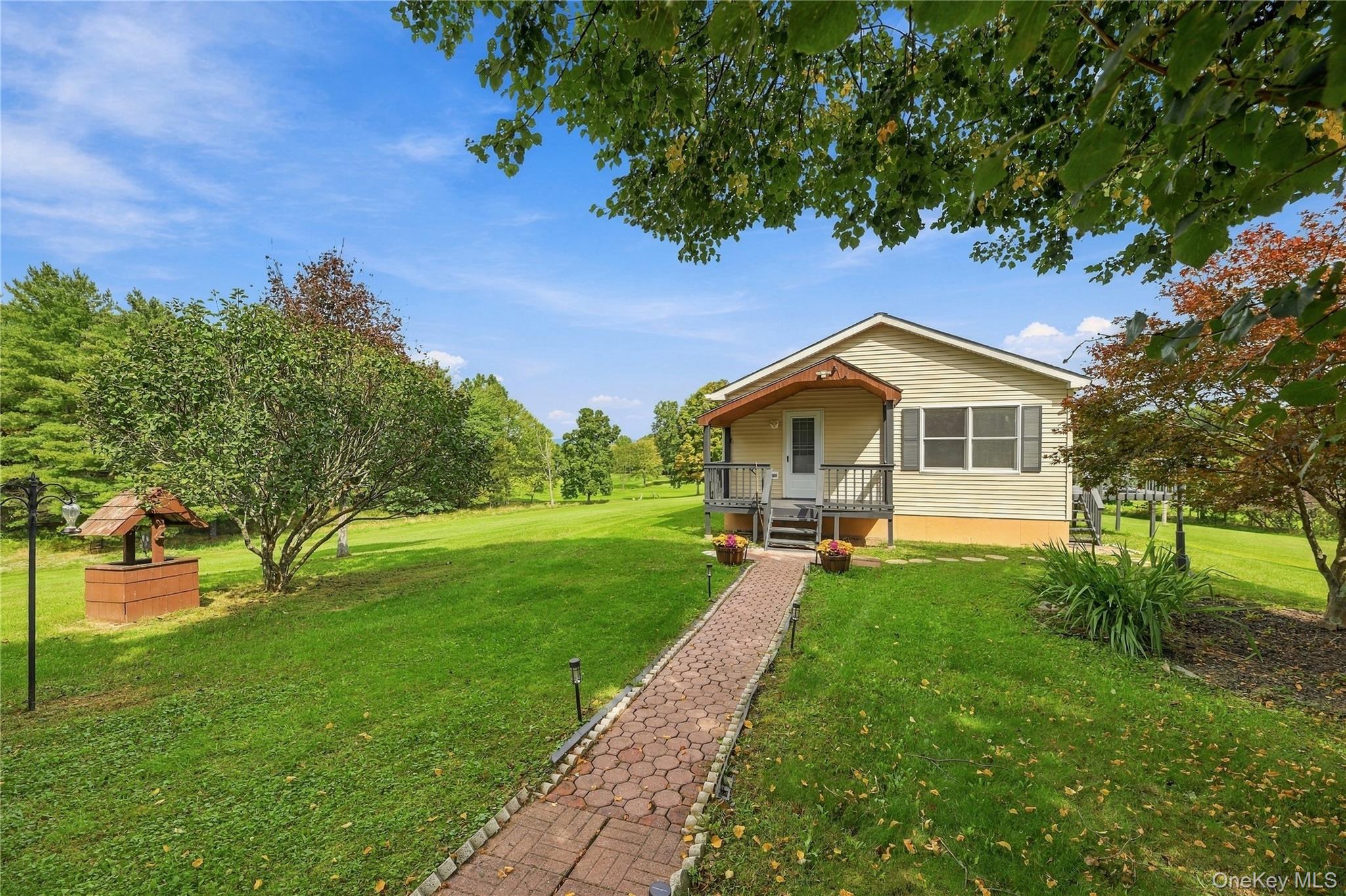243 Howells Turnpike