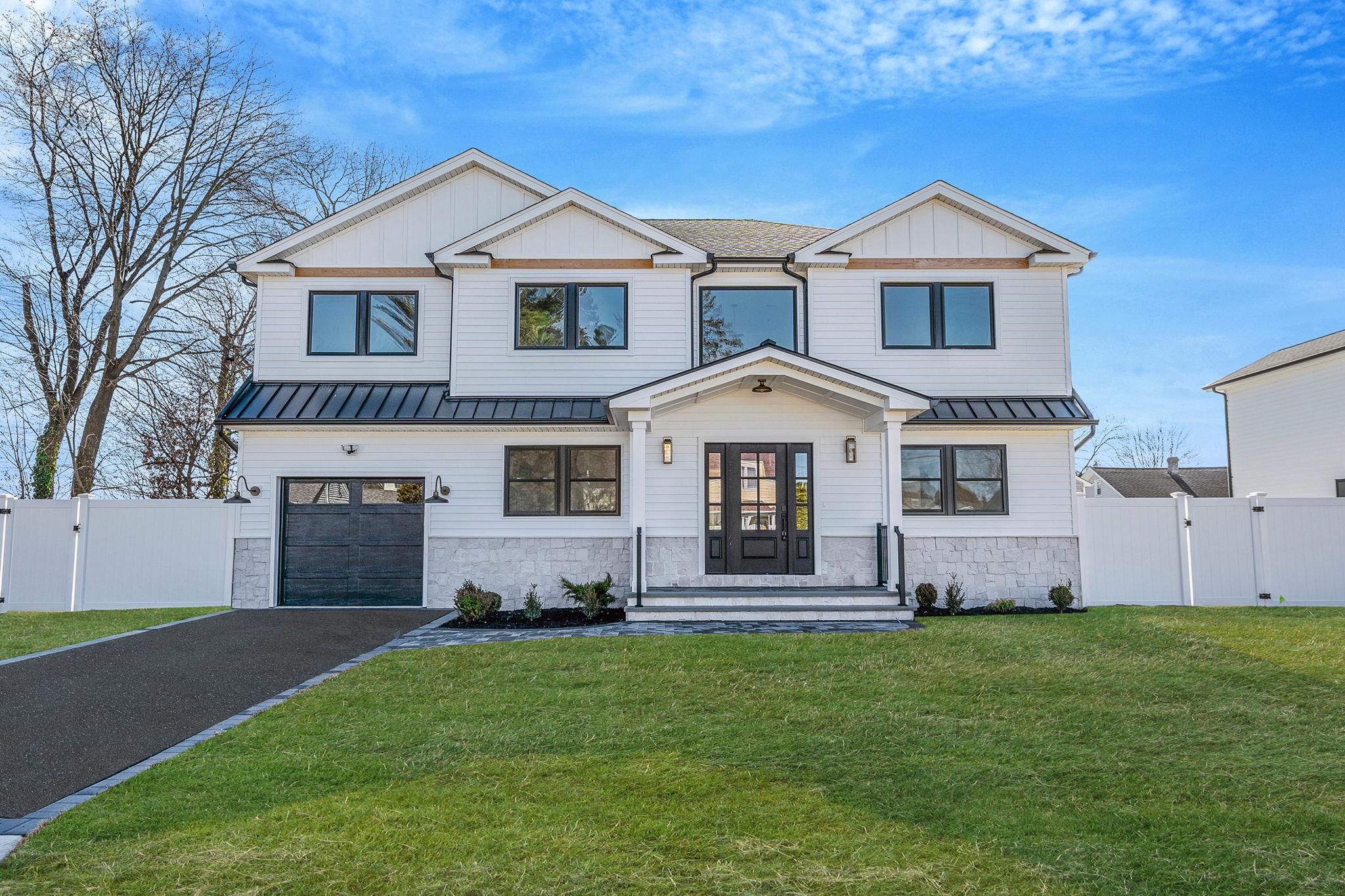 78 Dorothy Street, Bethpage, New York image 1