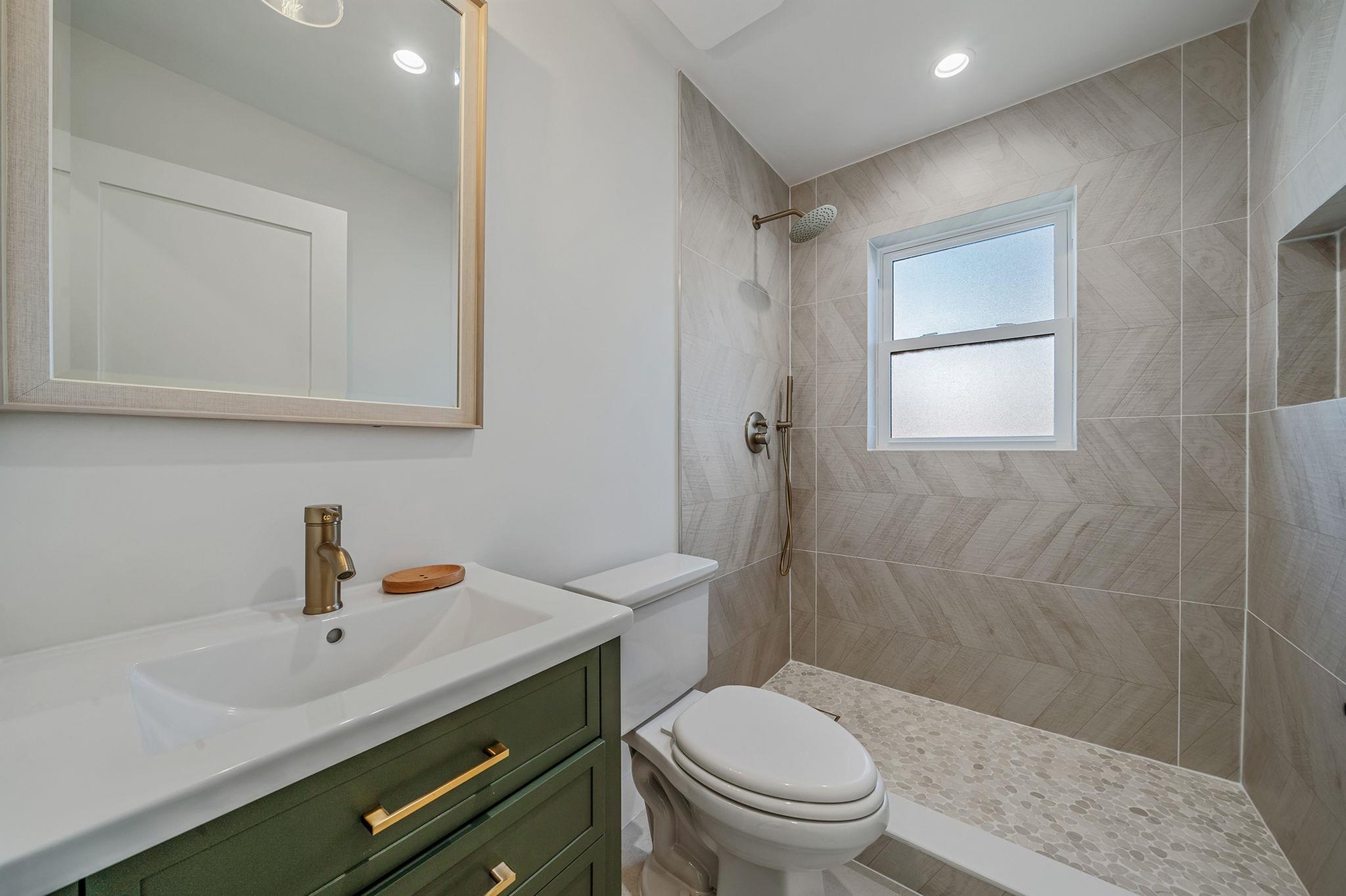 78 Dorothy Street, Bethpage, New York image 15