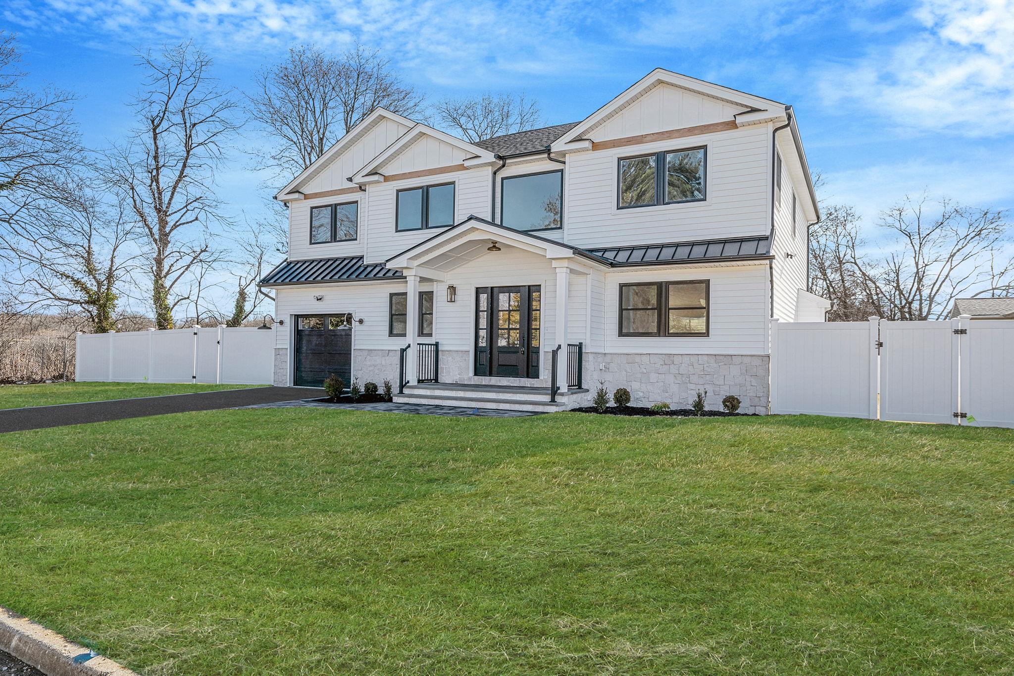 78 Dorothy Street, Bethpage, New York image 3