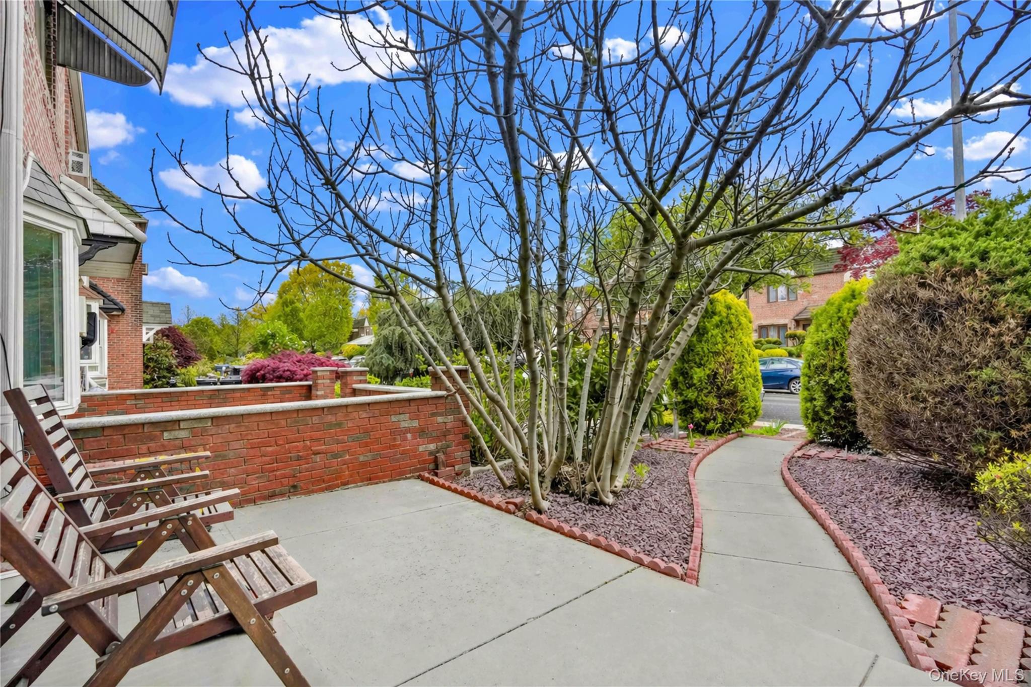 6154 77 Place