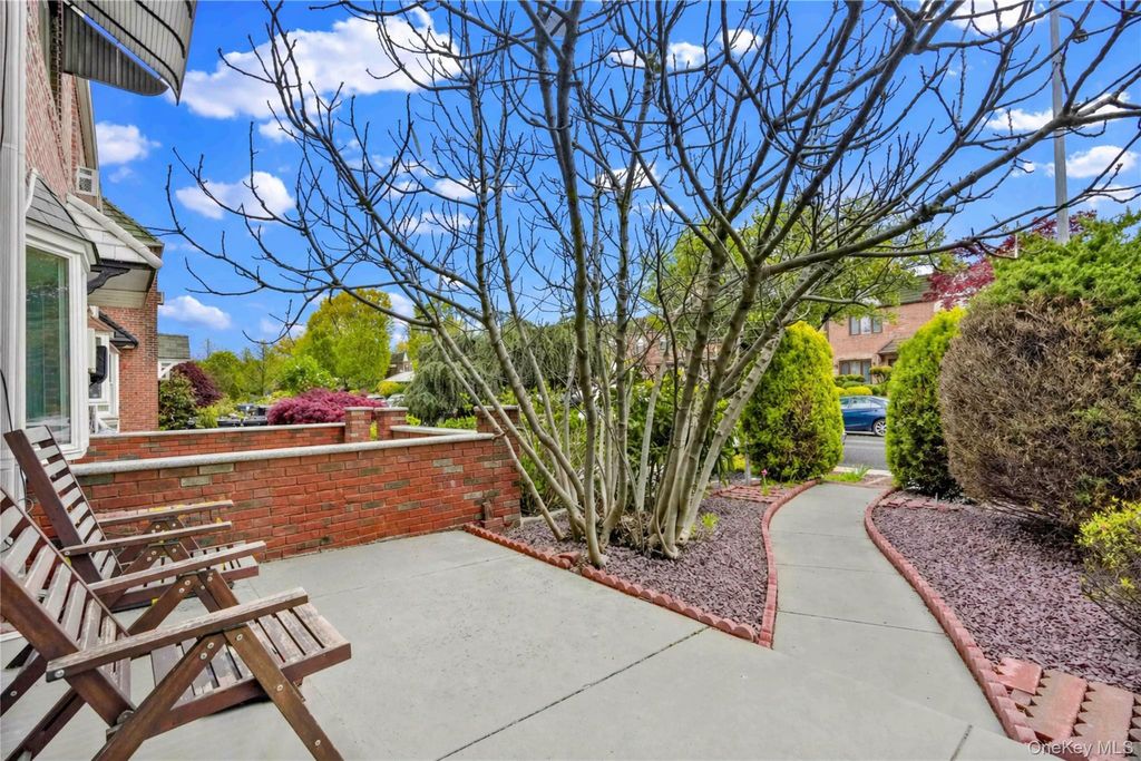 Photo of 6154 77 Place, Middle Village, NY 11379 (MLS # 991943)