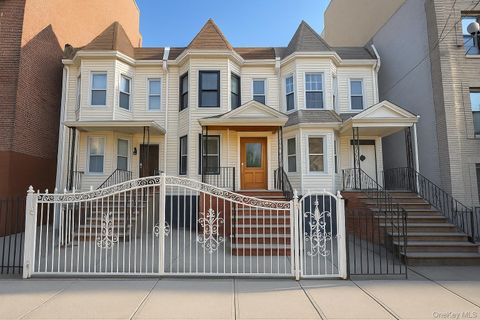 Photo of 2042 Valentine Avenue, Bronx, NY 10457 (MLS # 924012)
