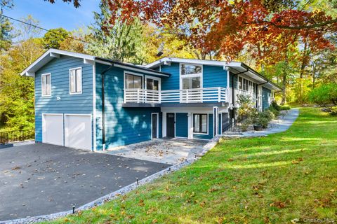 Photo for 153 Deerfield Lane N, Pleasantville, NY 10570 (MLS # 926384)