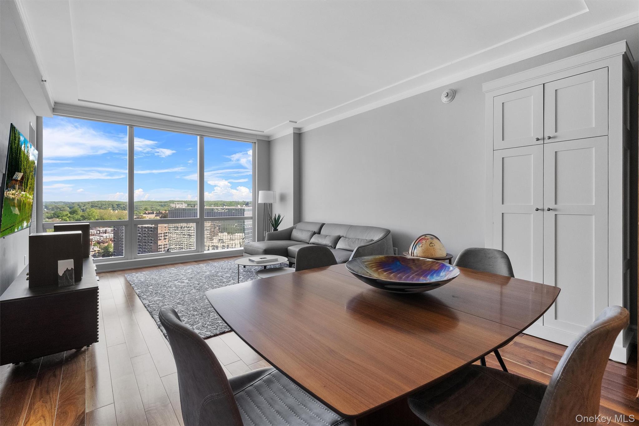 5 Renaissance Square 23B