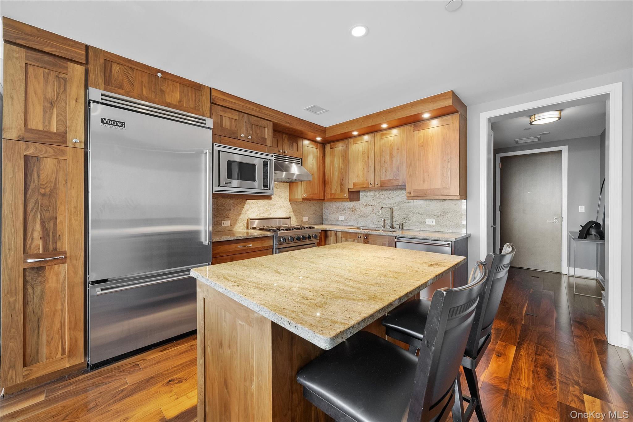 5 Renaissance Square 23B