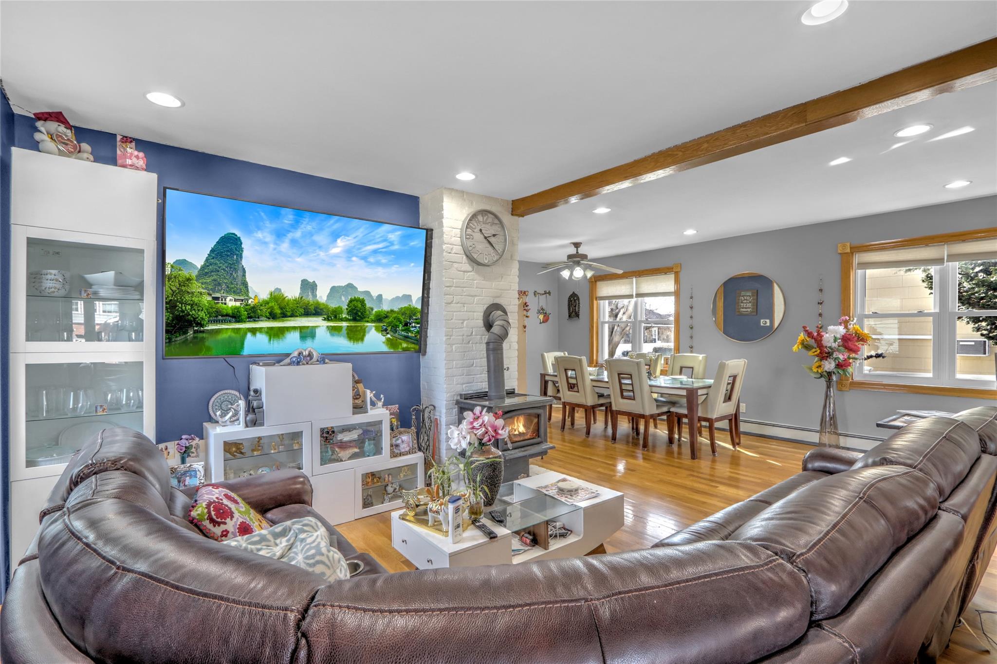 2 Arch Avenue, Farmingdale, New York image 8