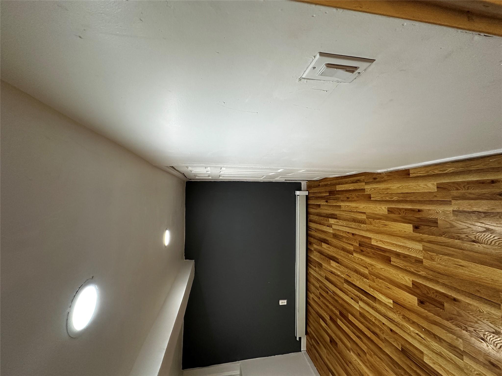 2 Arch Avenue, Farmingdale, New York image 34