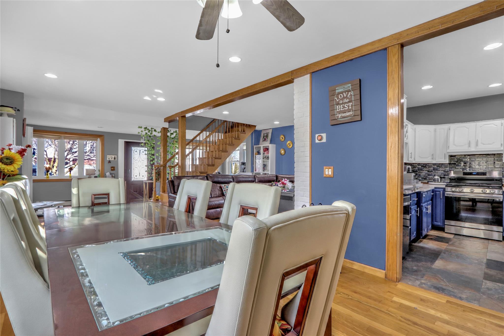 2 Arch Avenue, Farmingdale, New York image 10