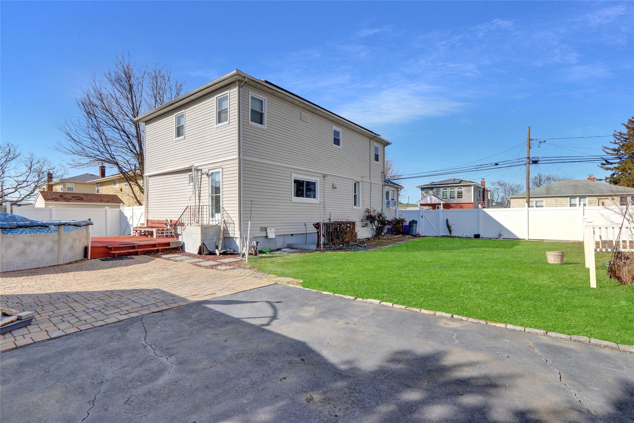 2 Arch Avenue, Farmingdale, New York image 28