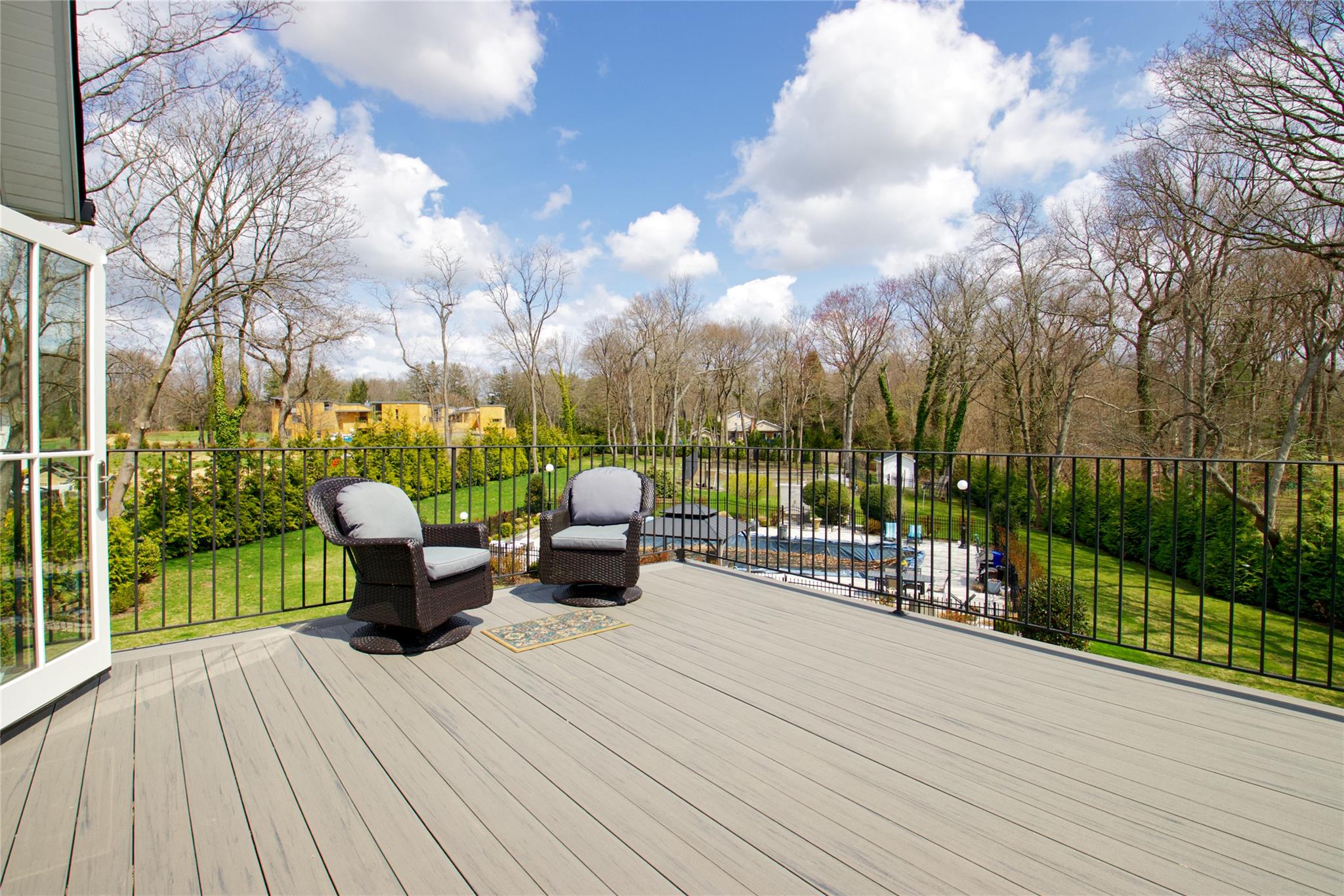 72 Wheatley Road, Old Westbury, New York image 20