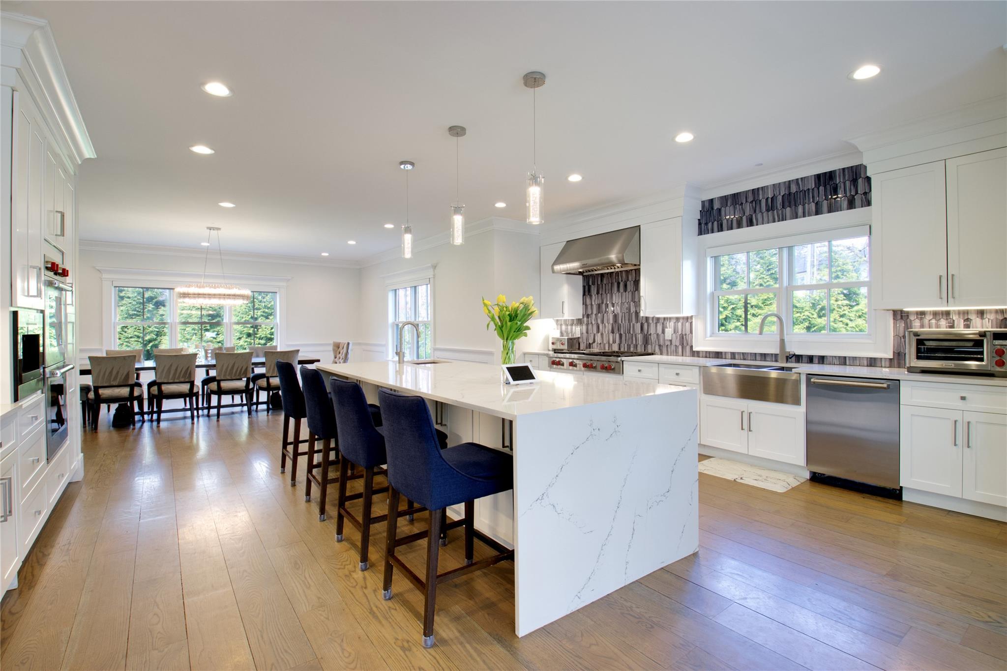 72 Wheatley Road, Old Westbury, New York image 6