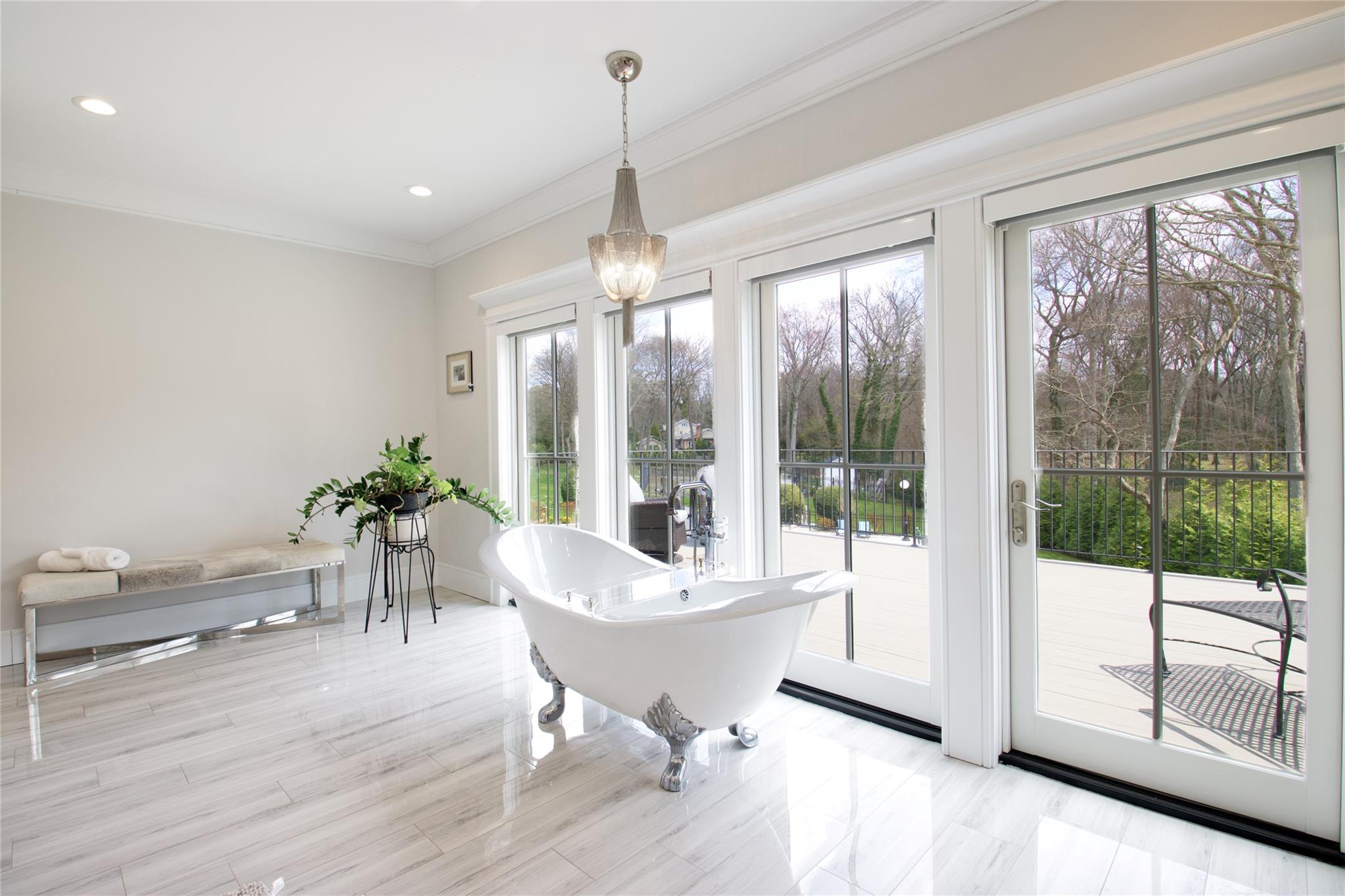 72 Wheatley Road, Old Westbury, New York image 12