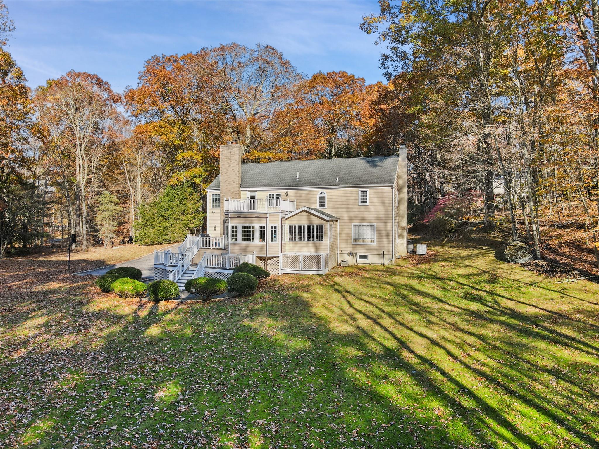 22 Twin Fawn Lane, Pound Ridge, New York image 2